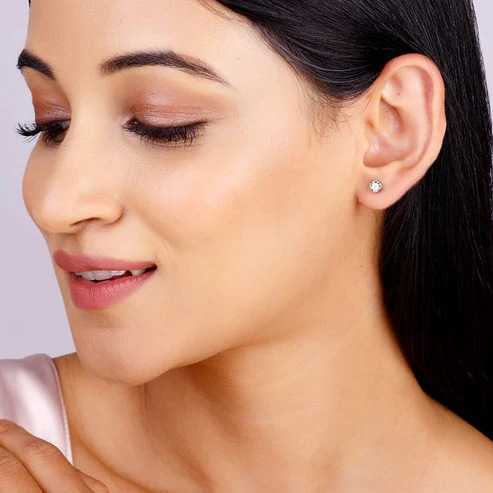Nitya Silver Bloomfire Zirconia Earrings